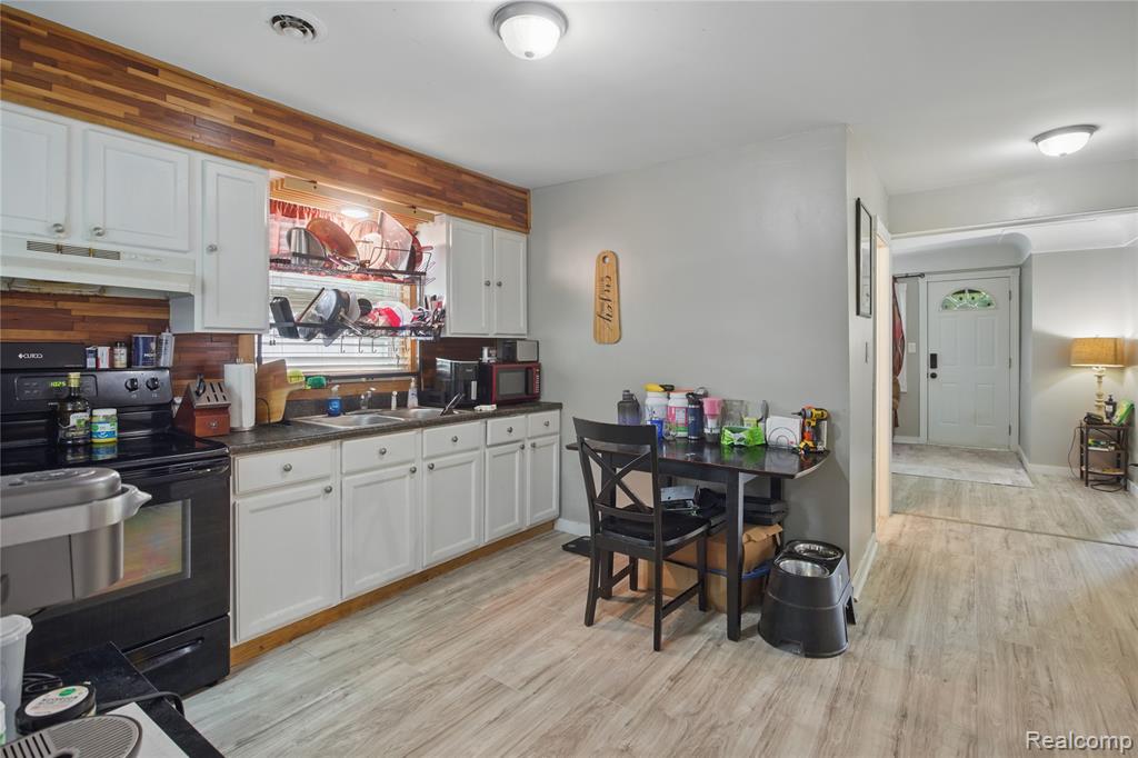 1896 SPAULDING Road, Monroe, MI 48162 — Photo 13