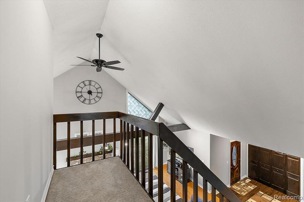 8021 Washburn Road, Goodrich Vlg, MI — Photo 31