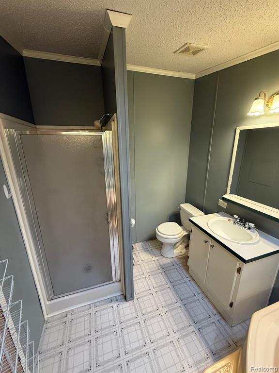 11359 Lake Drive, Fenton, MI 48430 — Photo 13