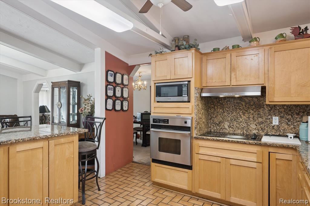 4665 W Maple Road, Bloomfield Hills, MI 48301 — Photo 19