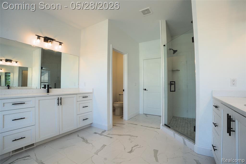 54311 Lawson Creek Drive, Utica, MI 48316 — Photo 19