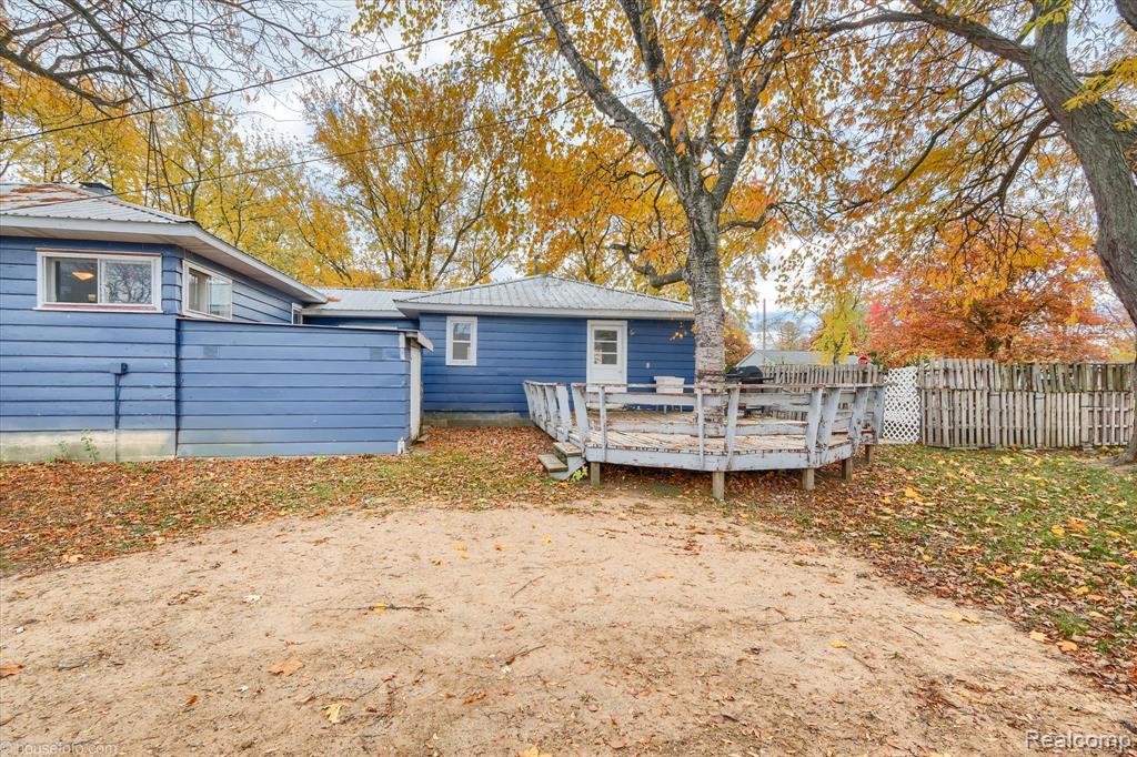 7036 Clabuesch Street, Pigeon Vlg, MI — Photo 31