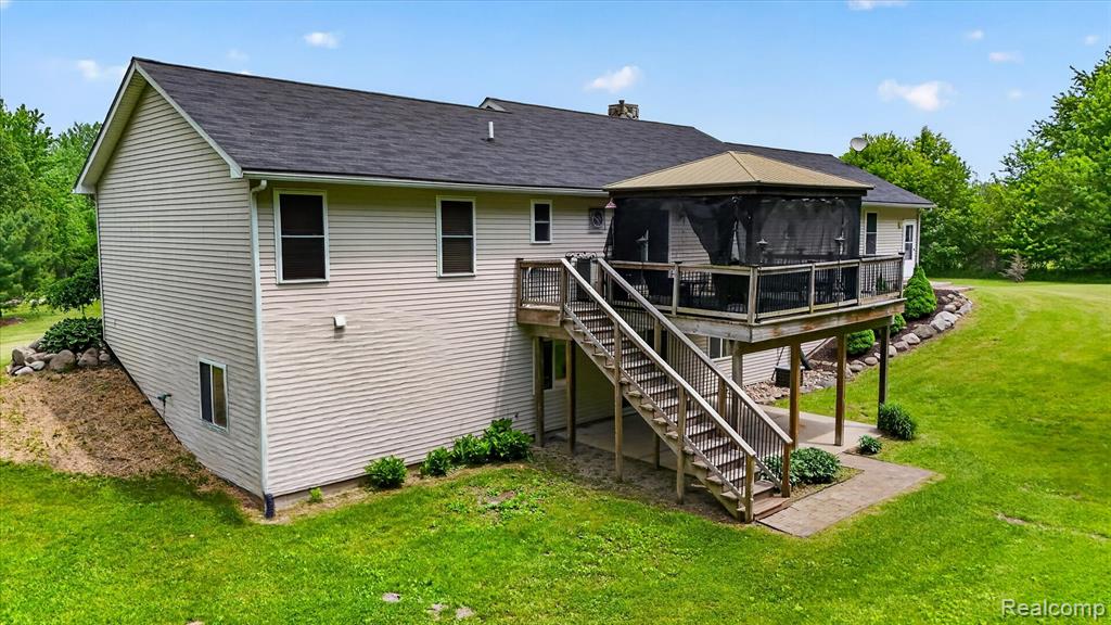 9565 Crofoot Road, Fowlerville, MI 48836 — Photo 51