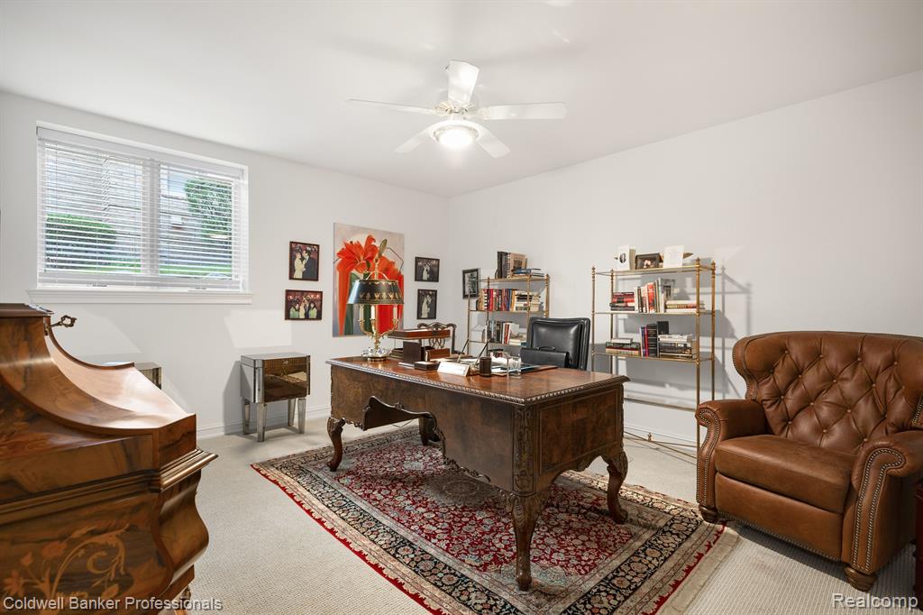 5040 OAKBROOKE Drive, West Bloomfield, MI 48323 — Photo 25