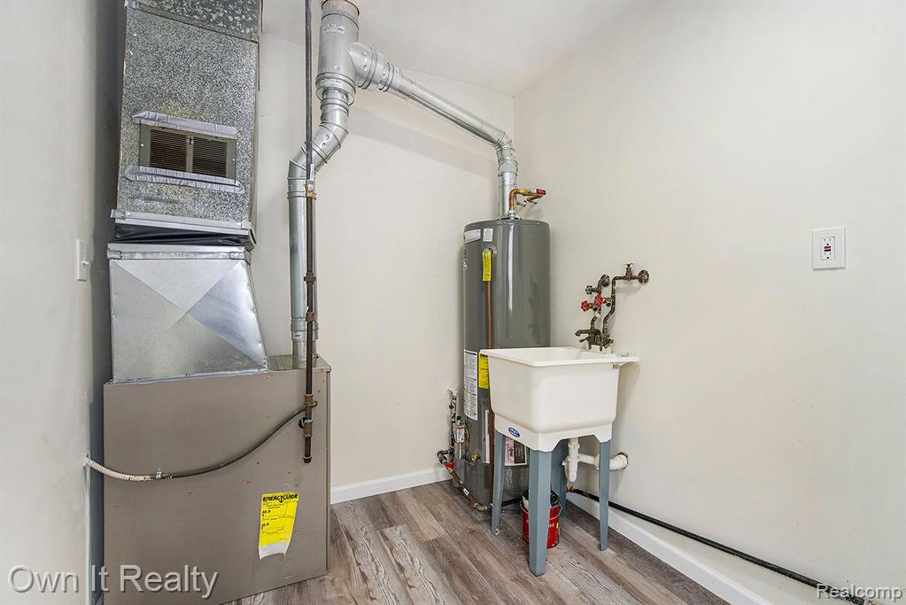 5680 N GLOBE Street, Westland, MI — Photo 17