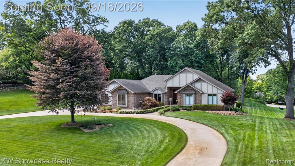 1179 Eagle Nest Court, Milford, MI 48381