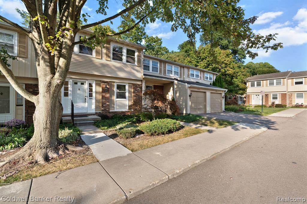 5238 Breeze Hill Place, Troy, MI 48098 — Photo 2