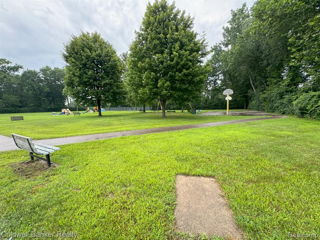 29028 MANCHESTER Street, Westland, MI — Photo 15
