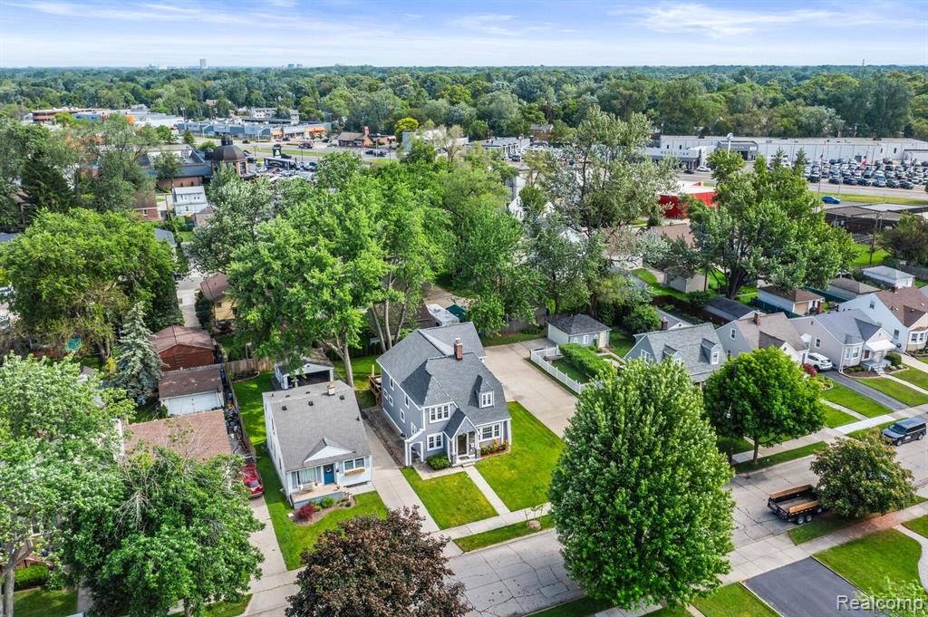 920 CAMBRIDGE Road, Berkley, MI 48072 — Photo 4