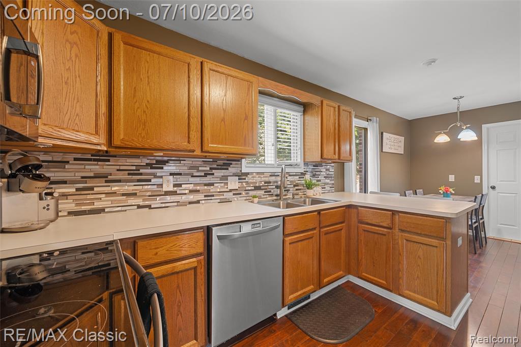42027 Saratoga Circle, Canton, MI 48187 — Photo 16
