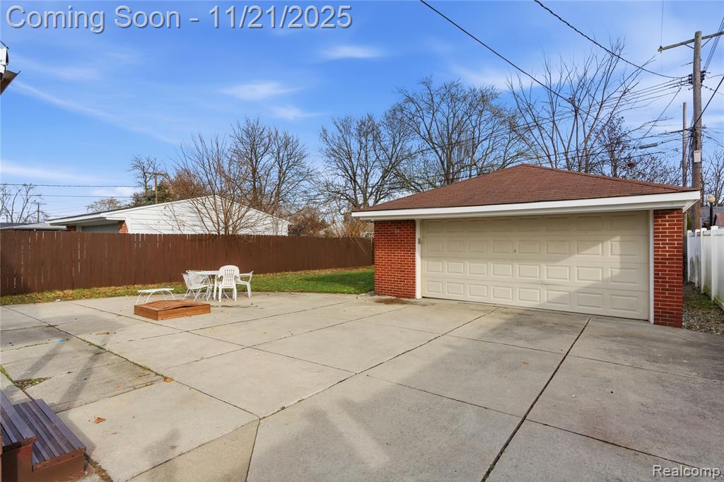 6528 Sterling Court, Garden City, MI — Photo 27