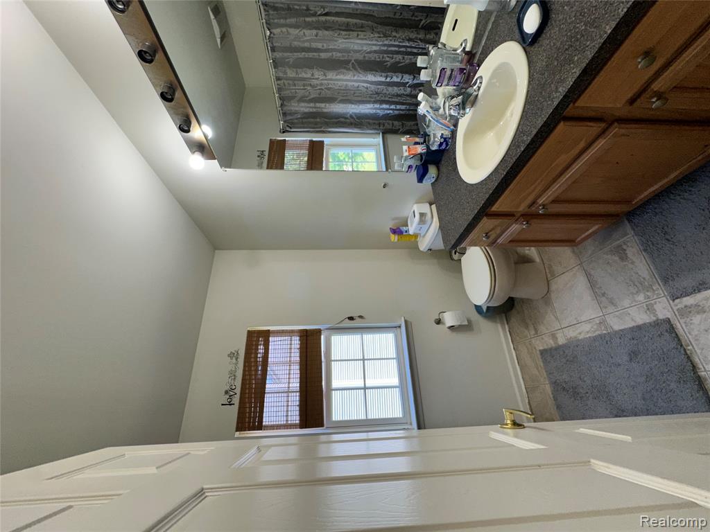 7383 Tottenham, Utica, MI 48317 — Photo 31