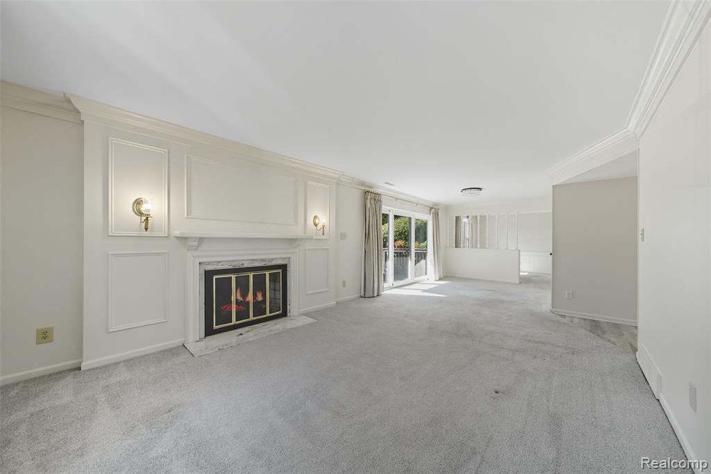 19710 W 13 Mile Road, 108, Beverly Hills, MI 48025 — Photo 16