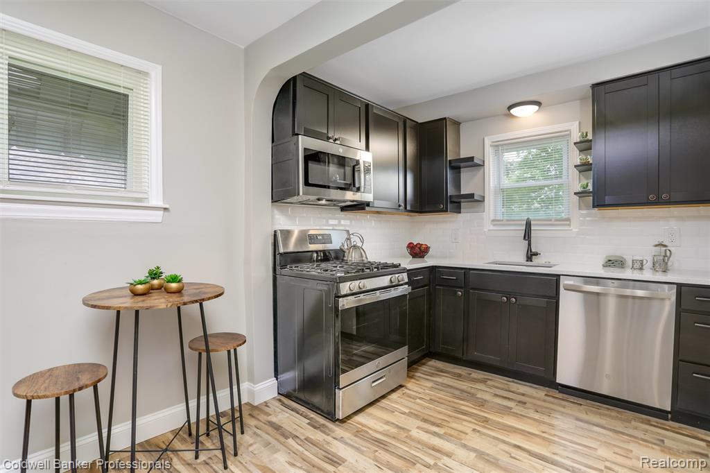 7283 Lozier Avenue, Warren, MI 48091 — Photo 8