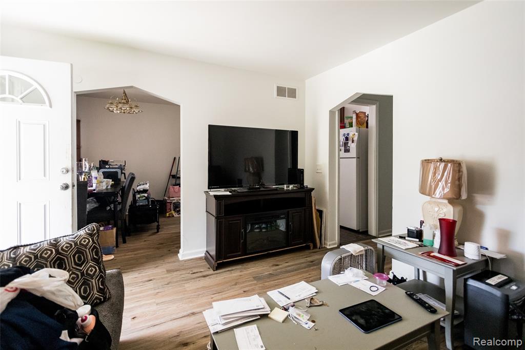 4267 Cadieux Road, Detroit, MI 48224 — Photo 4
