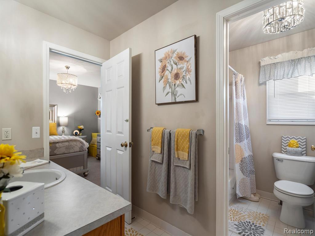 46490 MARINER Drive, Macomb, MI 48044 — Photo 36