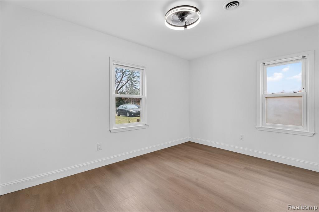 428 Girard Avenue, Royal Oak, MI 48073 — Photo 30