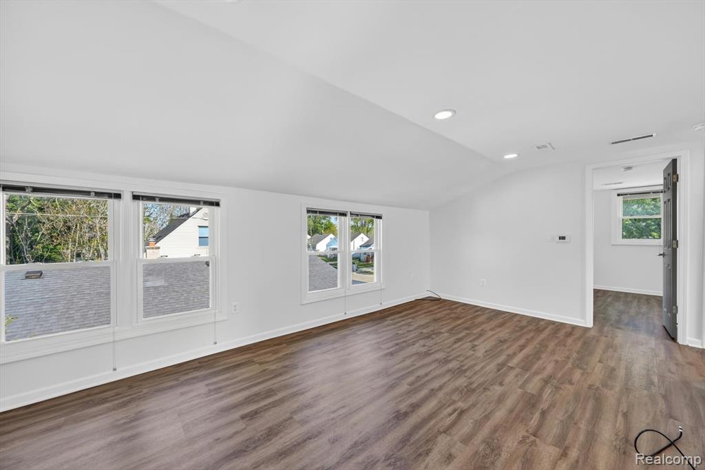 453 MANATEE Avenue, Hazel Park, MI 48030 — Photo 14