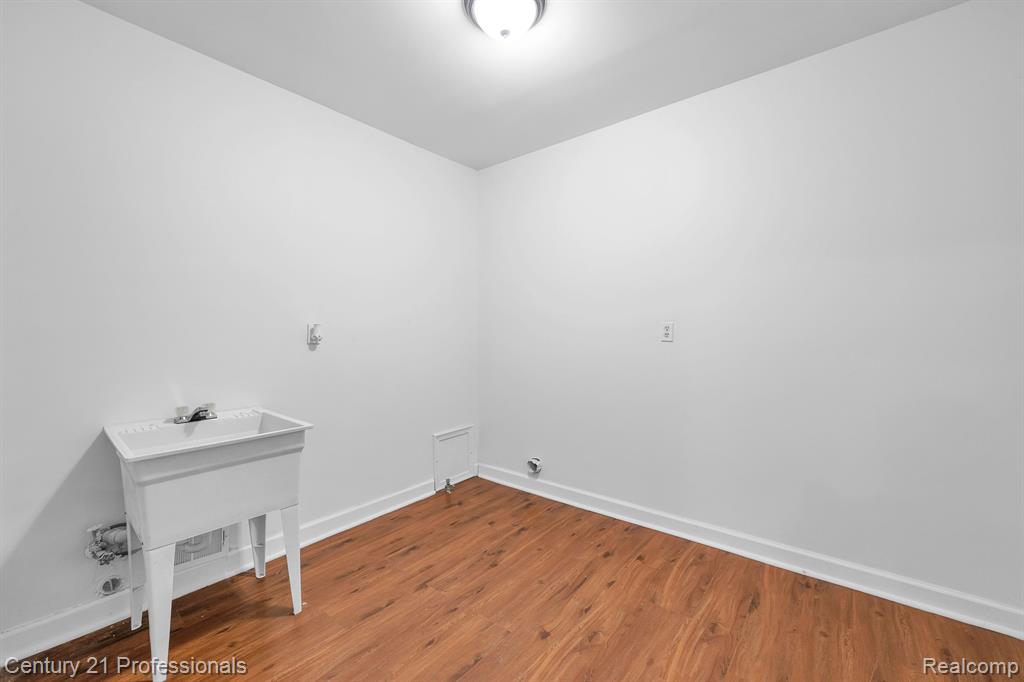 52536 BELLE VERNON, Shelby Twp, MI 48316 — Photo 22
