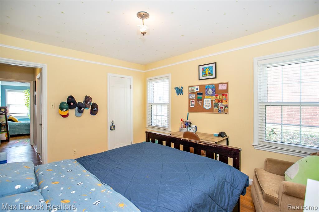 13353 Sherwood Drive, Huntington Woods, MI — Photo 27