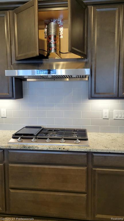 652 Peppermint Drive, Rochester Hills, MI 48307 — Photo 9