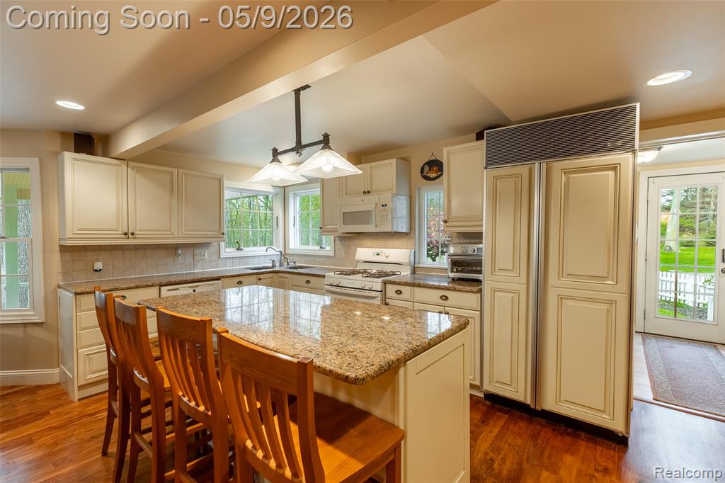 1081 E Tienken Road N, Rochester, MI 48306 — Photo 40