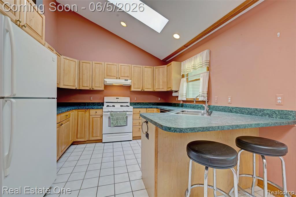 709 Bald Eagle Lake Road, Ortonville, MI 48462 — Photo 4