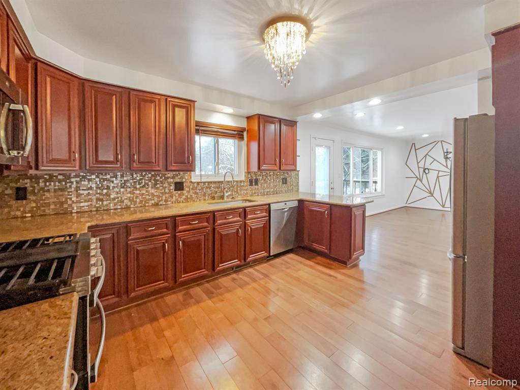 399 KENDRY, Bloomfield Hills, MI 48302 — Photo 14
