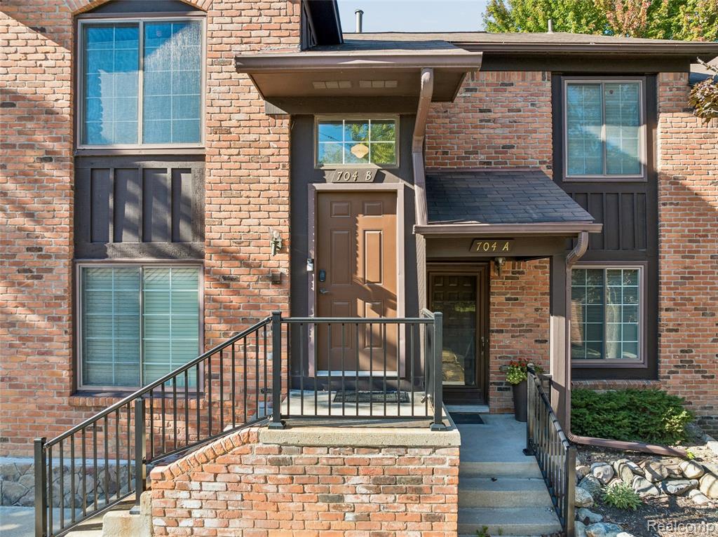 704 S Brady Road, B, Dearborn, MI 48124