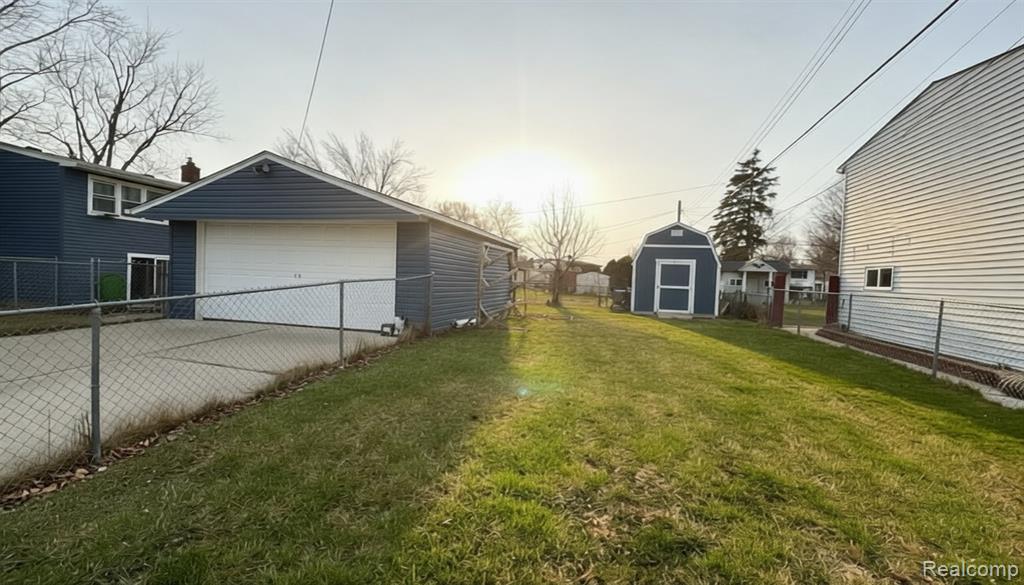 31866 Lynne Drive, Rockwood, MI — Photo 17