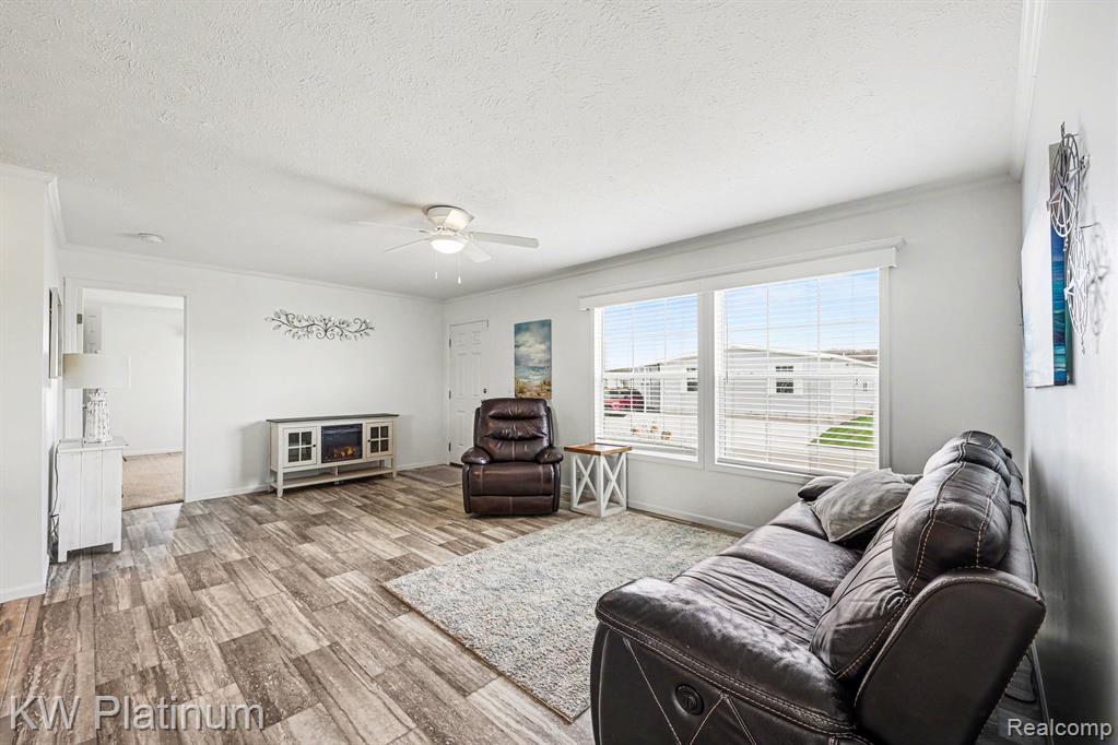 57512 Mill Point Road, Lenox, MI 48048 — Photo 4