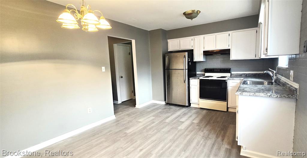 11920 Maxfield Boulevard, Hartland, MI 48353 — Photo 12