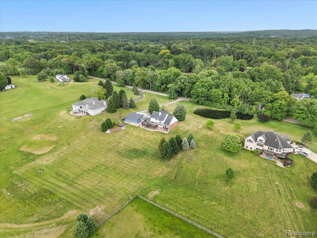 2160 W Buell Rd, Oakland, MI — Photo 38