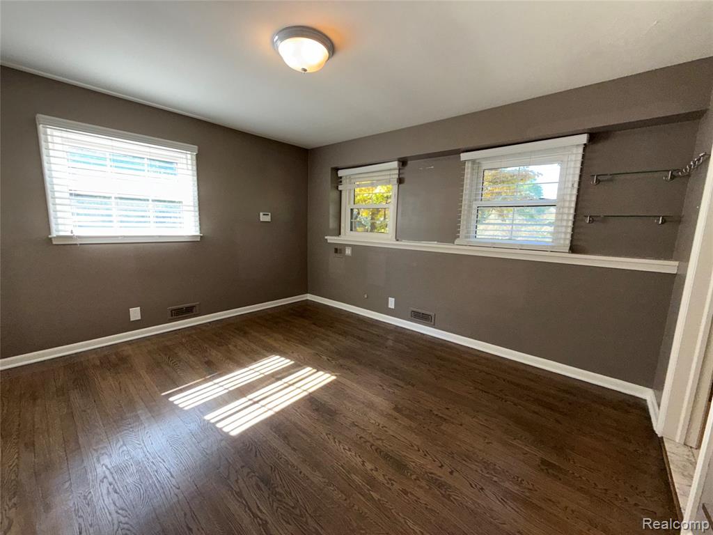 1929 Bayou Drive, Bloomfield, MI 48302 — Photo 17