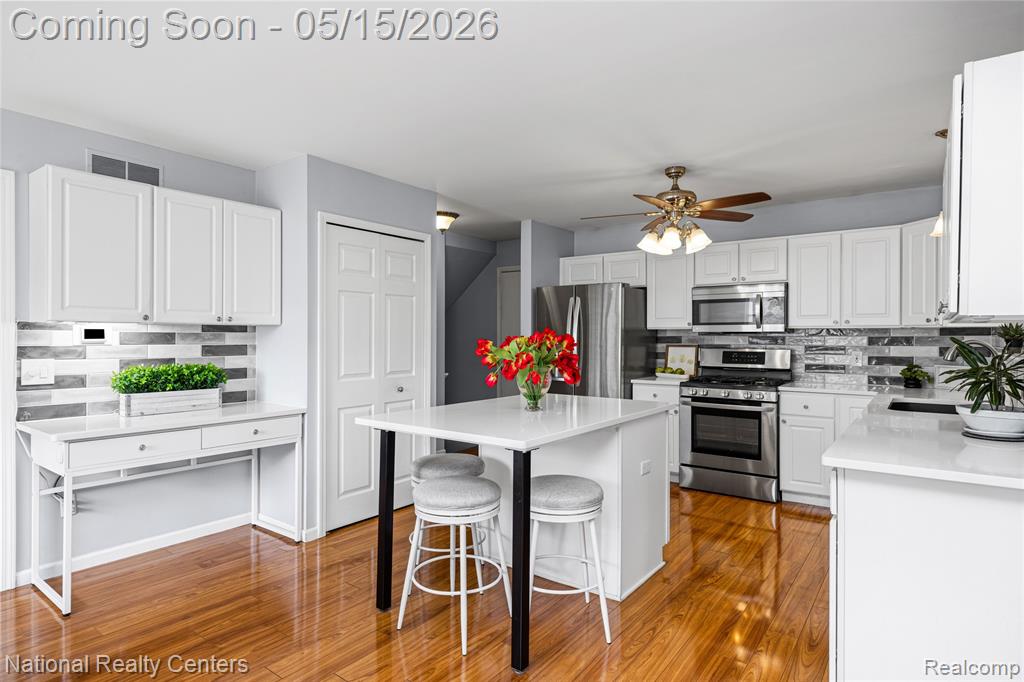 1794 Norton Creek Court, Wixom, MI 48393 — Photo 12