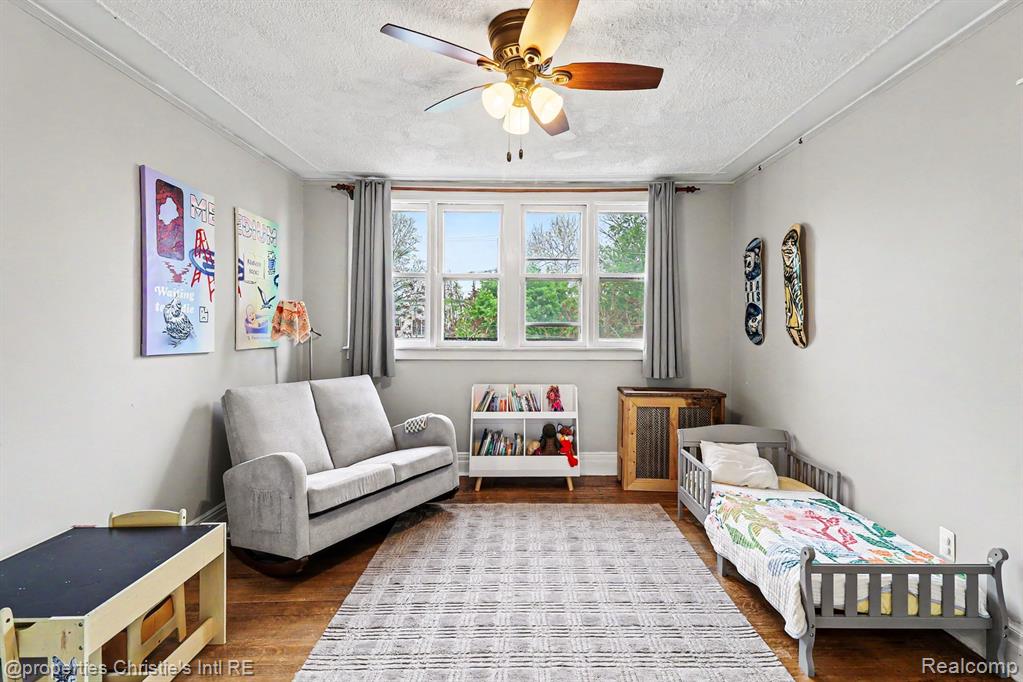 80 Glynn Court, Detroit, MI 48202 — Photo 19