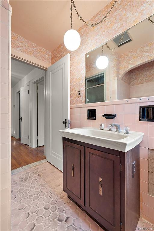 1205 Harvard Road, Grosse Pointe, MI 48230 — Photo 33