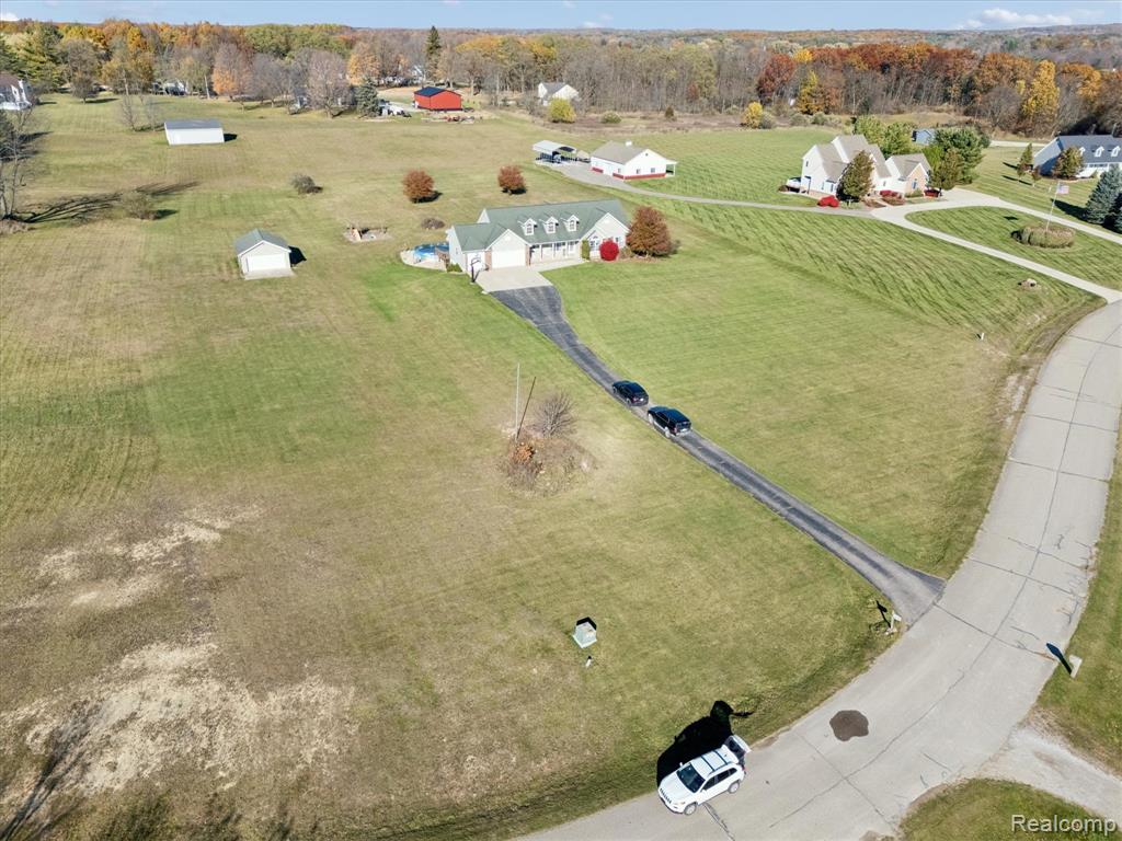 11051 Meadowview Drive, Goodrich Vlg, MI — Photo 47