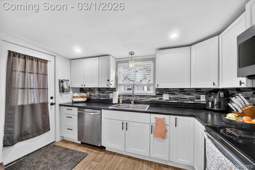 415 W McArthur Street, Corunna, MI 48817 — Photo 14