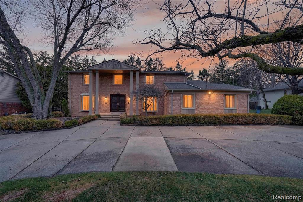 21770 Riverview Drive, Beverly Hills, MI 48025 — front exterior
