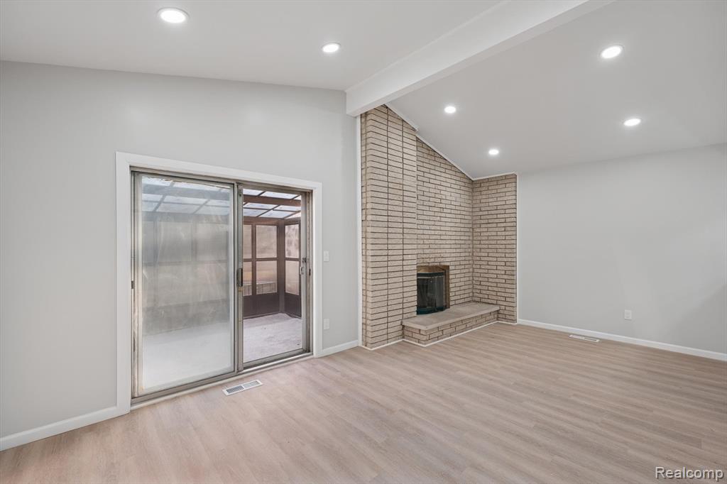 5232 Dickson Drive, Sterling Heights, MI 48310 — Photo 16