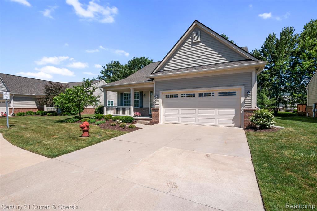 1086 Paddock Drive, South Lyon, MI 48178 — Photo 6