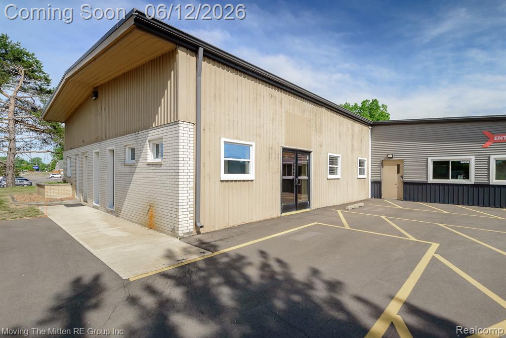 6250 Jackson Road - Photo 4