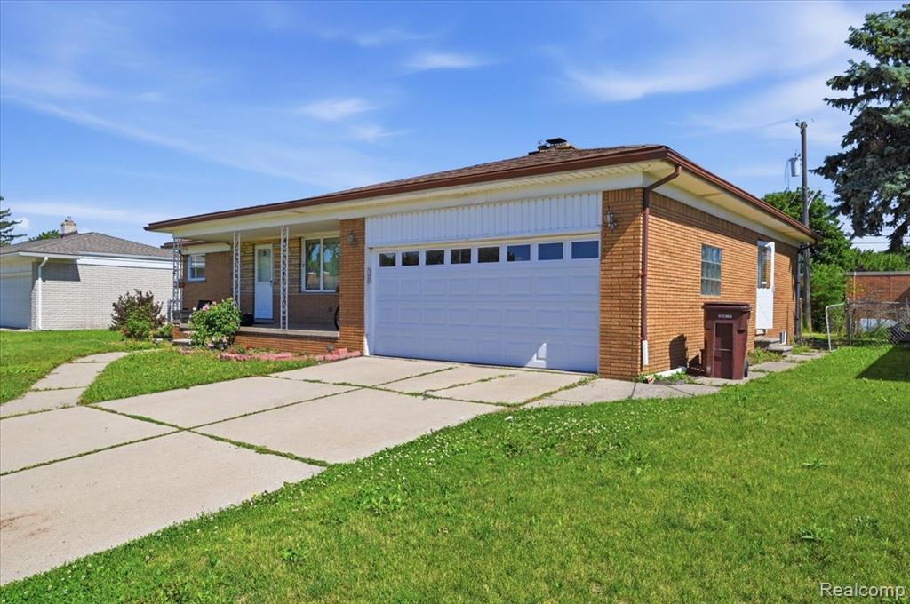 8565 POTOMAC Street, Center Line, MI 48015 — Photo 3