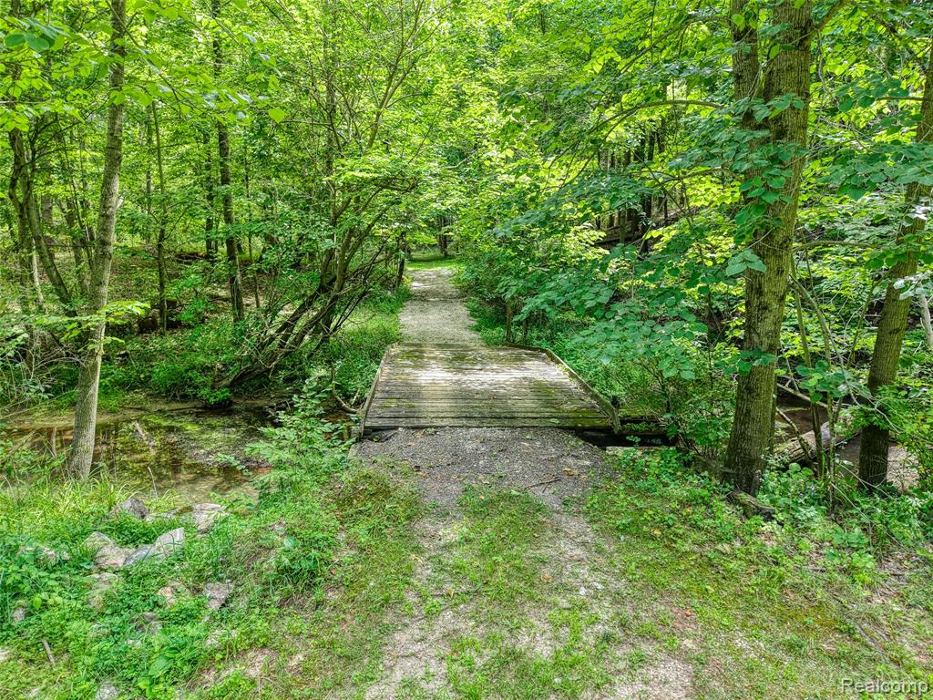 3166 Bigelow Road, Howell, MI 48855 — Photo 37