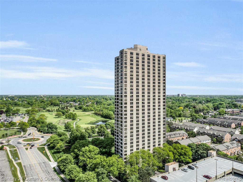 5000 Town Center, 2003, Southfield, MI 48075 — Photo 29