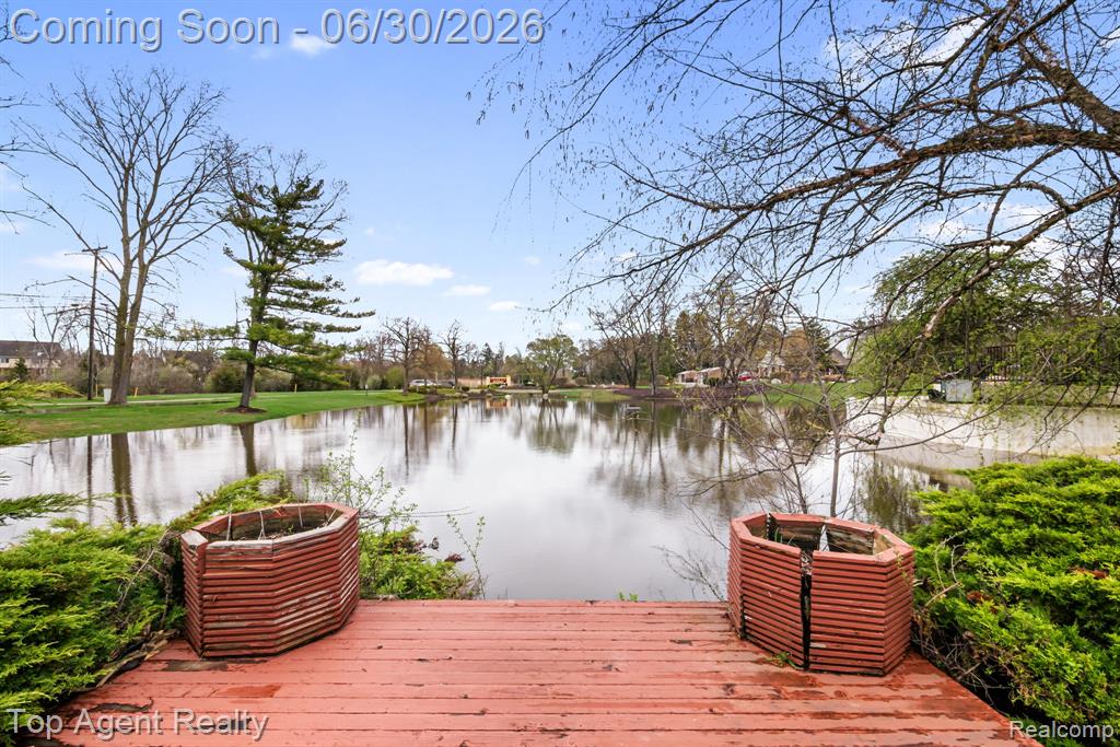 38887 Country Circle, Farmington Hills, MI 48331 — Photo 31