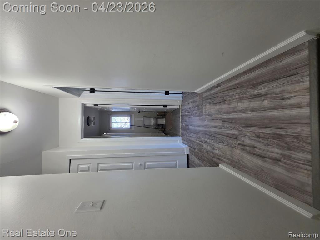 2898 Roundtree Drive, Troy, MI 48083 — Photo 31