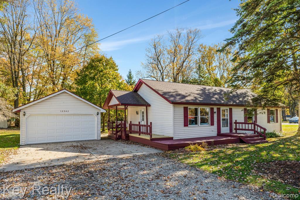 12542 SPICER Street, Carleton, MI 48117 — Photo 2