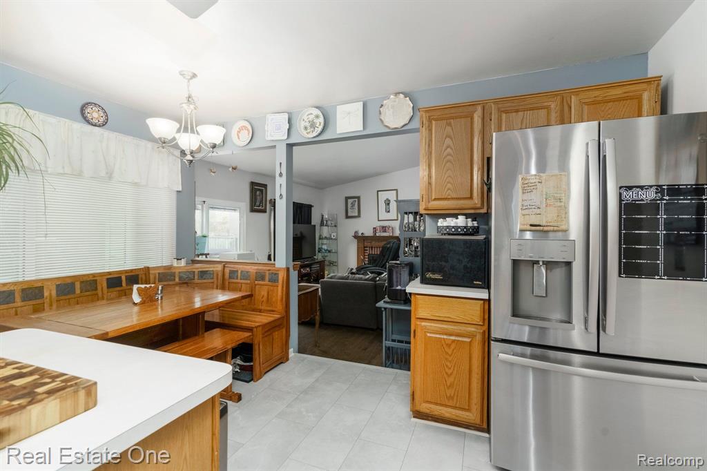 4067 HIGHVIEW, Waterford, MI 48329 — Photo 21